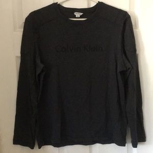 Calvin Klein Long Sleeve- M
